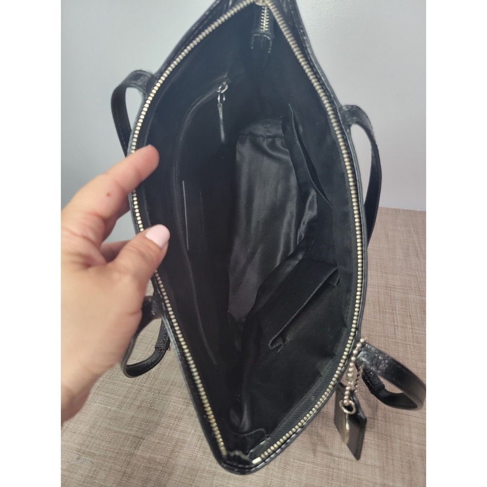 Coach Black Patent Leather Signature Sis Stitch Tote Bag F19198 Silver Hardware - Picture 8 of 9
